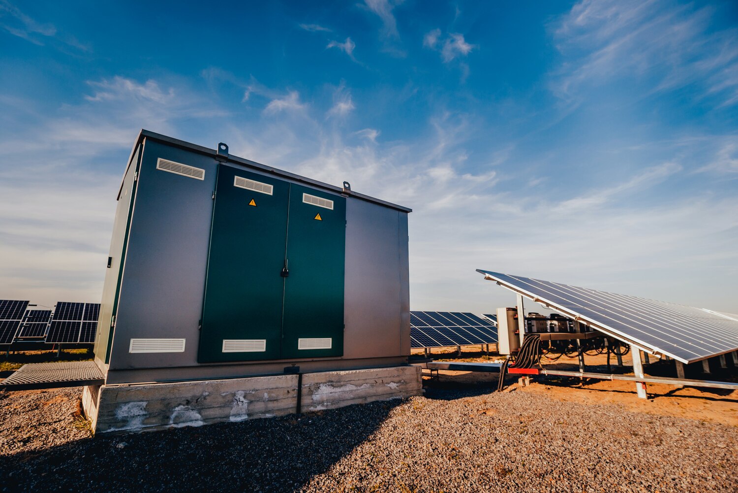 Magazyny energii a stabilność sieci - jak wspierają bilans energetyczny?